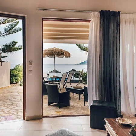 Beachfront Elena With Mini Pool And Vasilikos (Zakynthos)