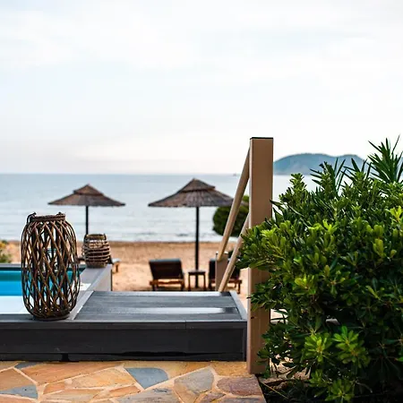 Beachfront Elena With Mini Pool And *