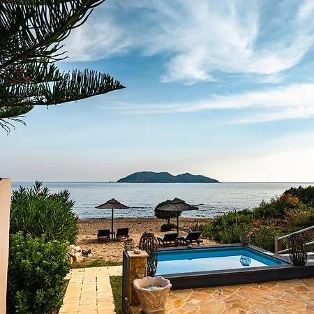 Villa Beachfront Elena With Mini Pool And Vasilikí
