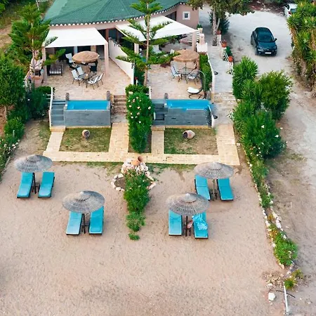 Beachfront Elena With Mini Pool And * Vasilikí